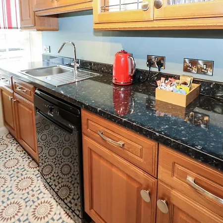 בית נופש Alma House ריצ'מונד